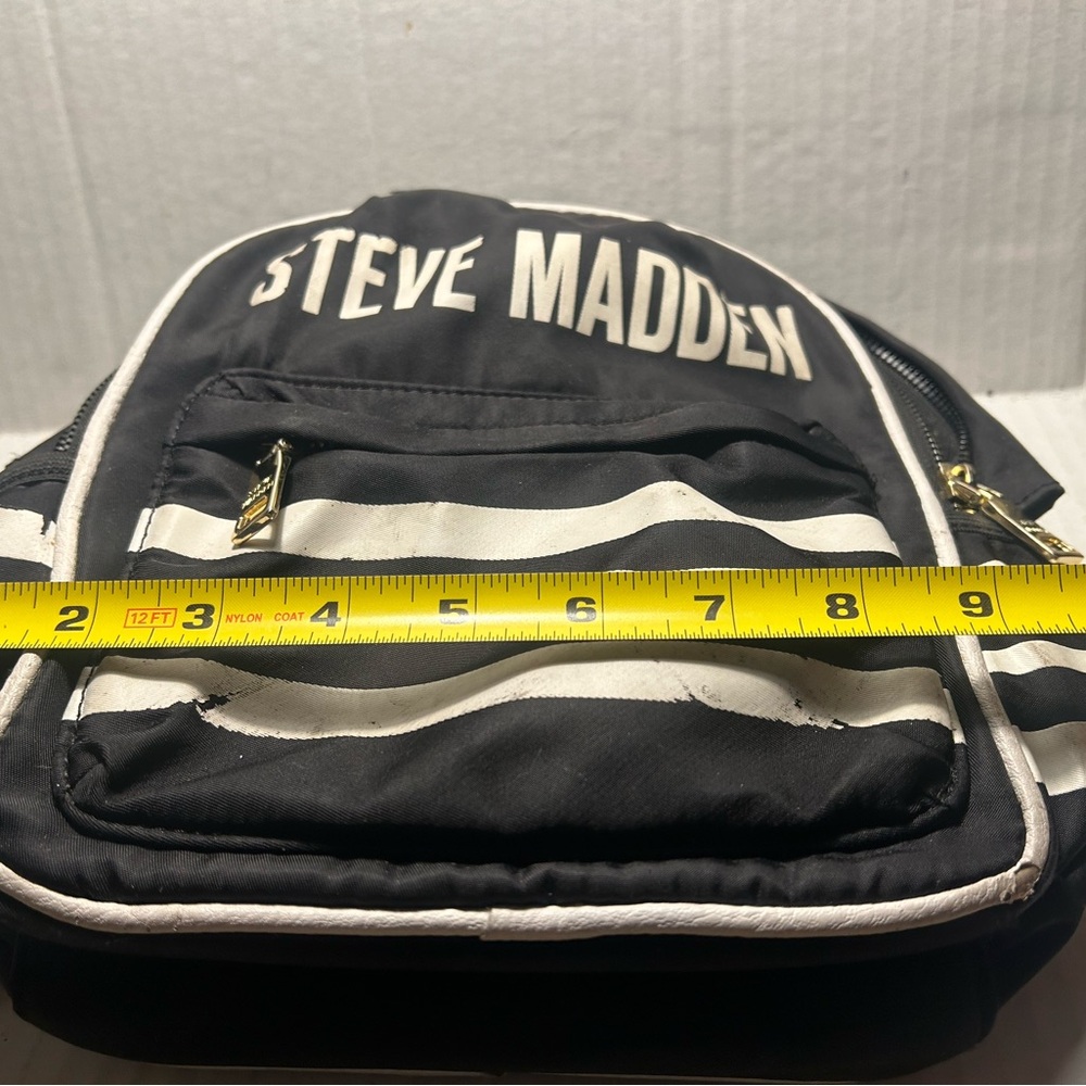 Woman’s Steve Madden black and white striped backpack pocketbook purse - Picture 9 of 10